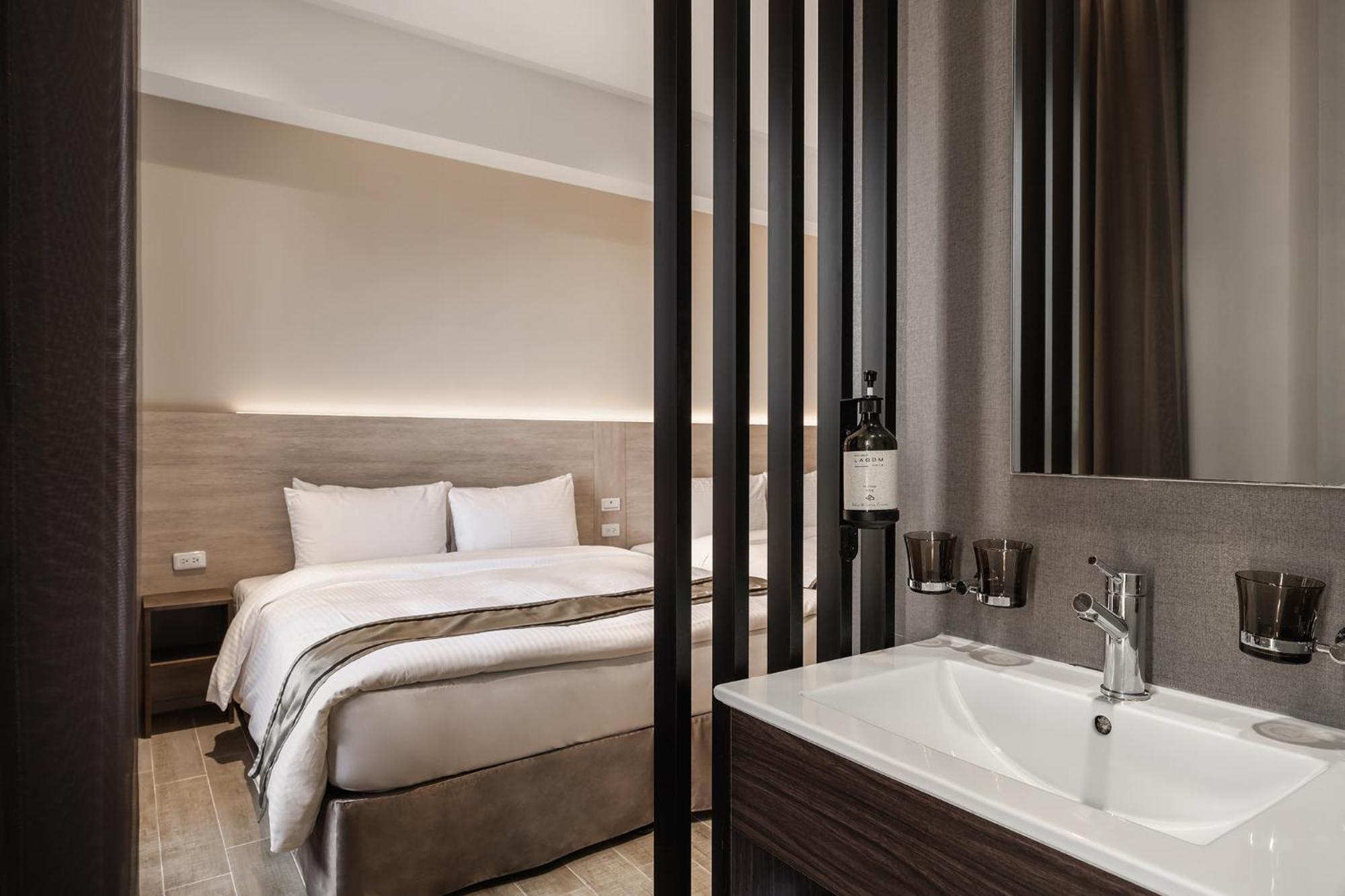 Hotel Yam Lagom Гаосюн Экстерьер фото